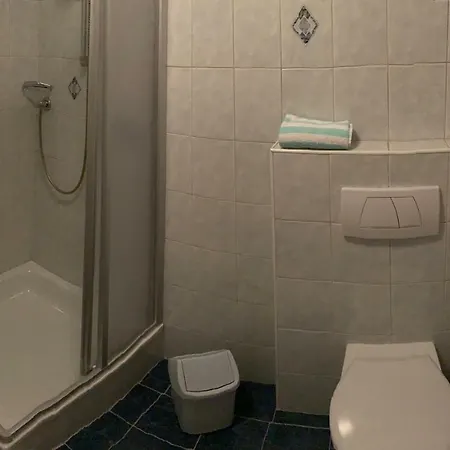 Vendégház Adlers Gastehaus Pettneu am Arlberg